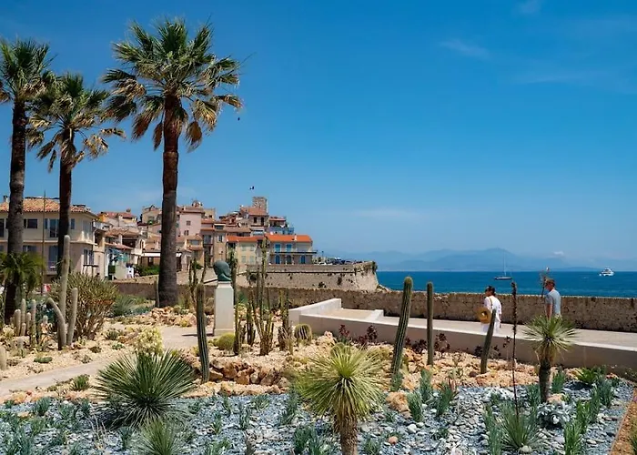 2p Remparts Vieil Apartment Antibes