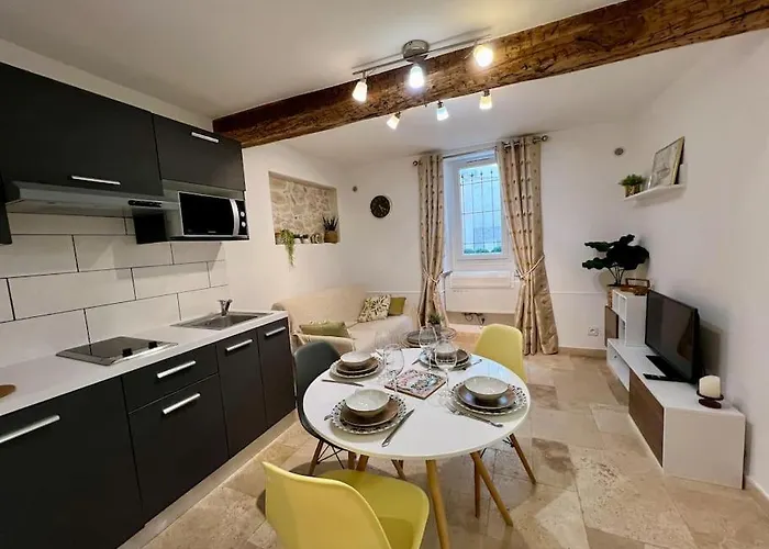 2p Remparts Vieil Apartment